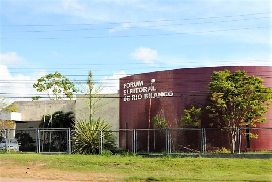 Delimitação de foro privilegiado em decisão do STF obrigará Petecão a responder inquérito no TRE-AC
