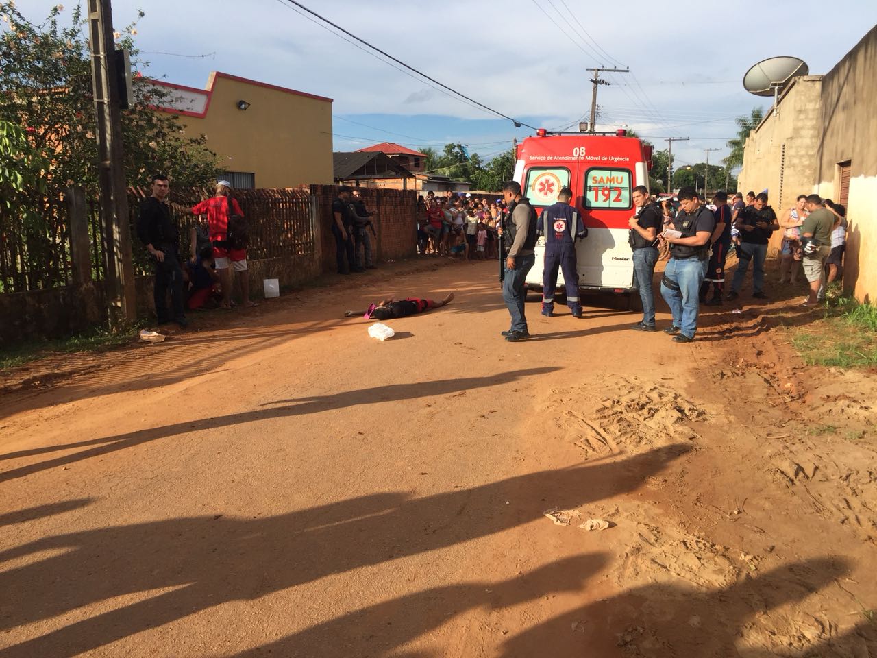 Um morre e dois ficam feridos em tiroteio no bairro Belo Jardim na tarde desta quinta