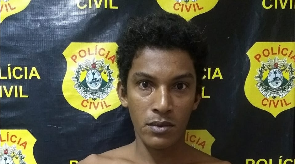 Foragido da justiça constrói parede falsa pra se esconder da polícia em Rio Branco
