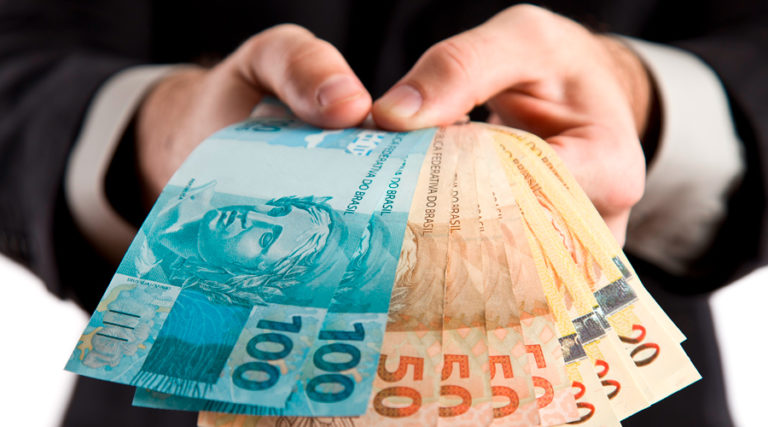 Com orçamento “apertado”, Estado garante pagamento do funcionalismo até dia 31