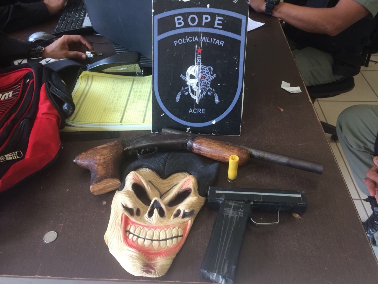 Bope captura foragido da justiça e apreende arma de fogo no Cidade do Povo