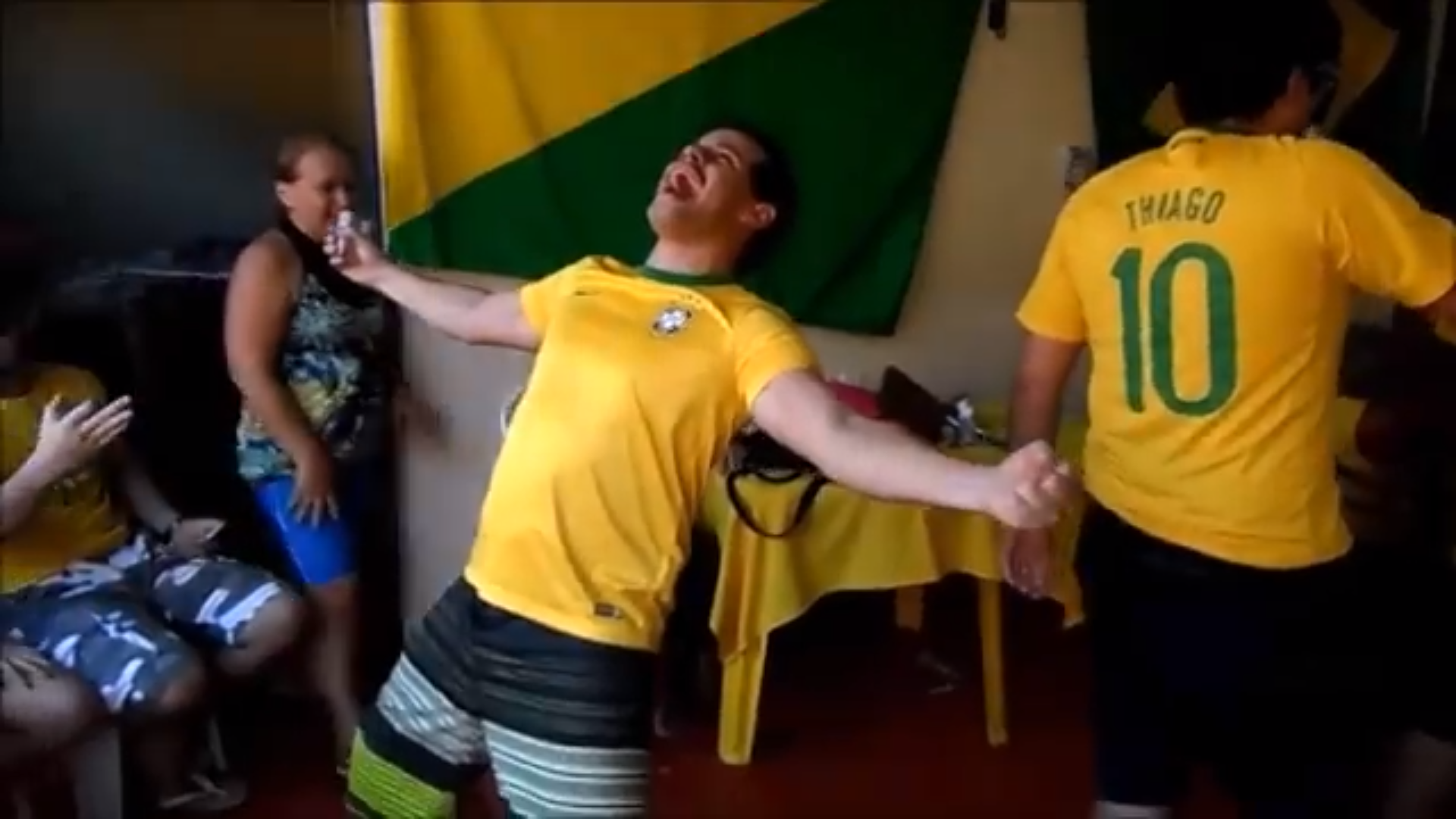 Copa: relembre o sucesso “Lalalacre”, paródia acreana feita pro Adrielle da música “La La La”