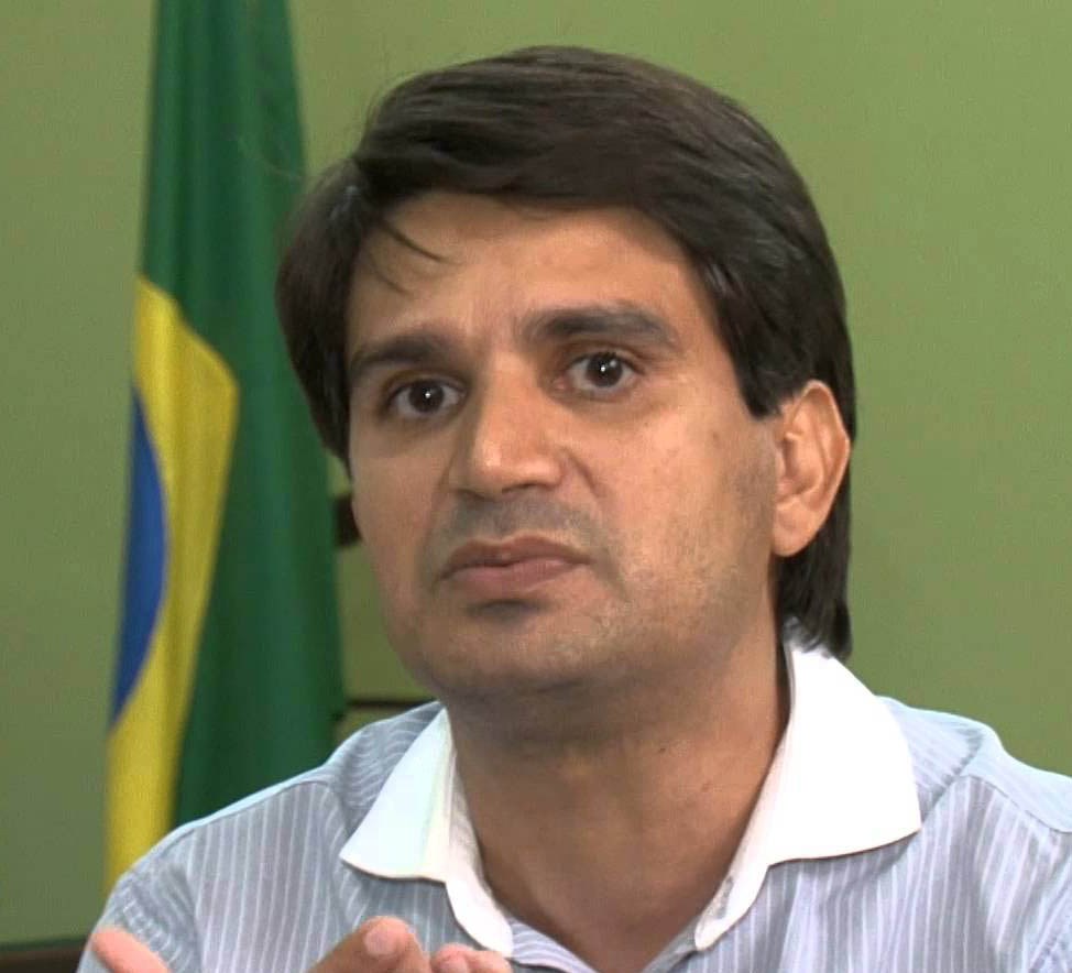 Na tentativa de rifar Emylson, petistas trombam com Tchê e são obrigados a engolir o choro