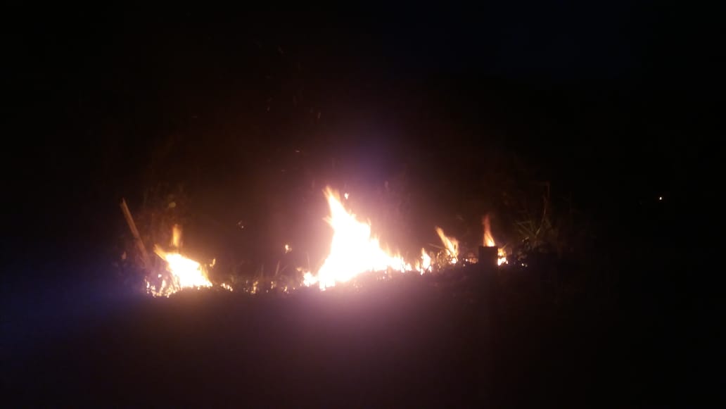 Principio de incêndio assusta moradores no Rui Lino na noite de quinta-feira