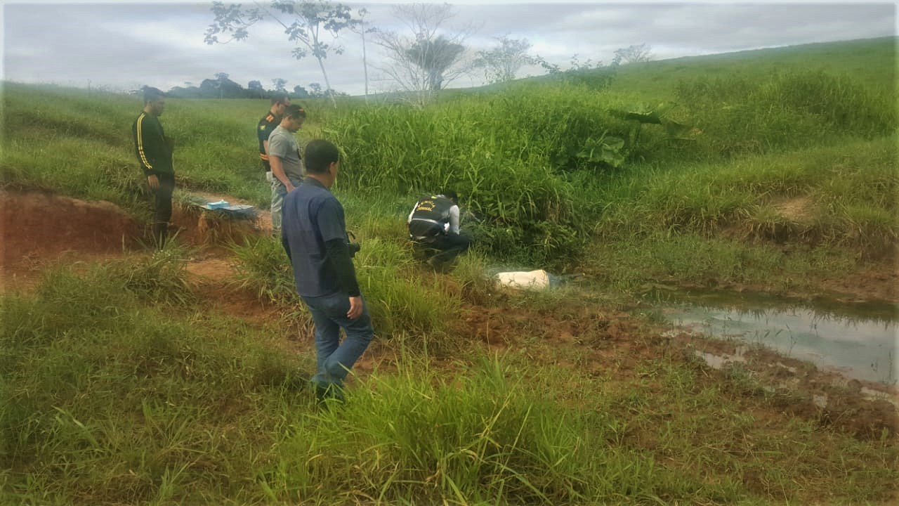 Polícia revela nome da vítima morta a tiros na Transacreana e procura suspeito do crime