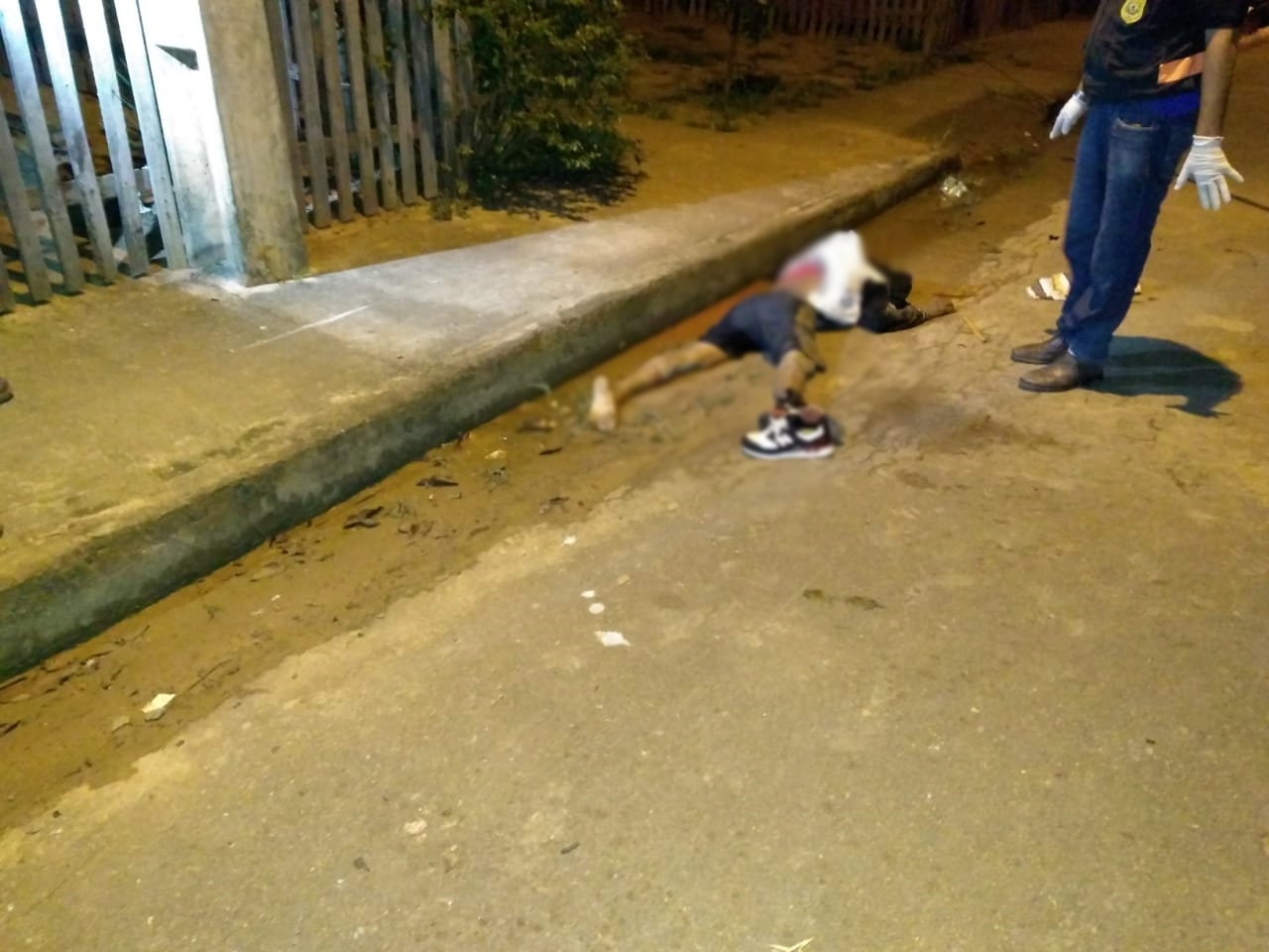Jovem de 18 anos, não habilitado, morre após colidir moto em poste na Cidade do Povo