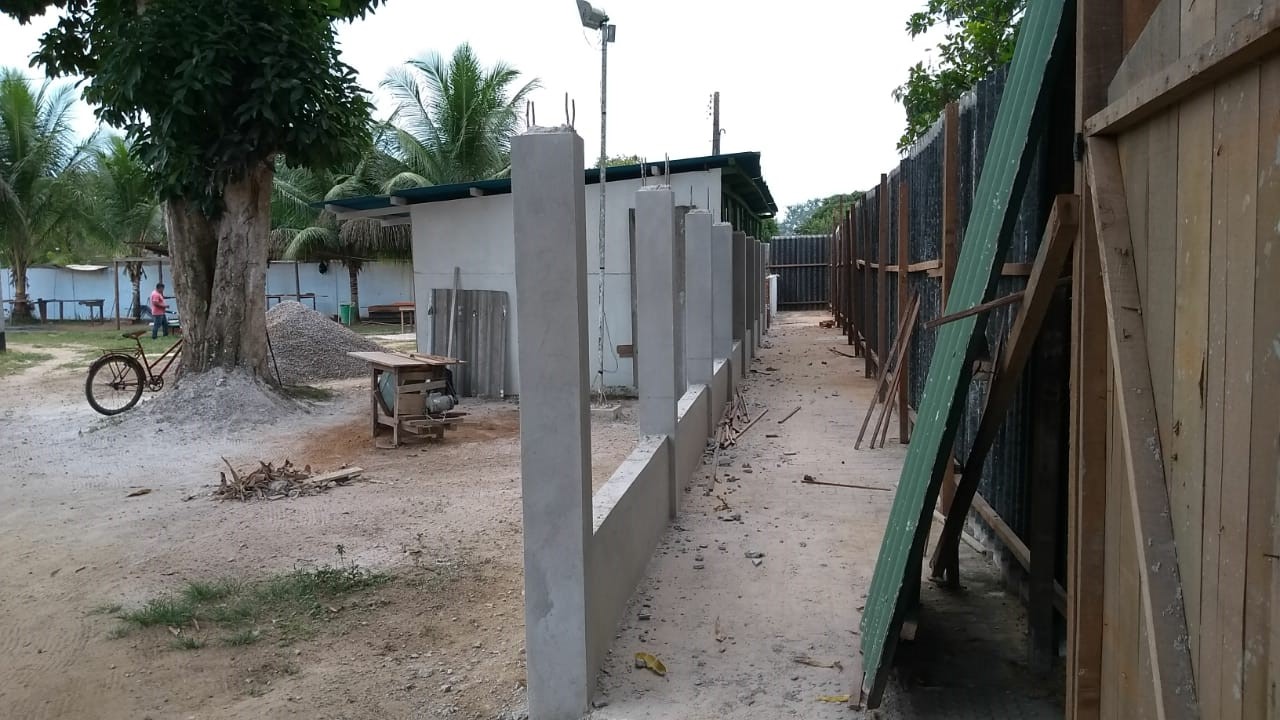 Obras do Hospital Geral de Mâncio Lima estão paralisadas há dois meses por falta de pagamento