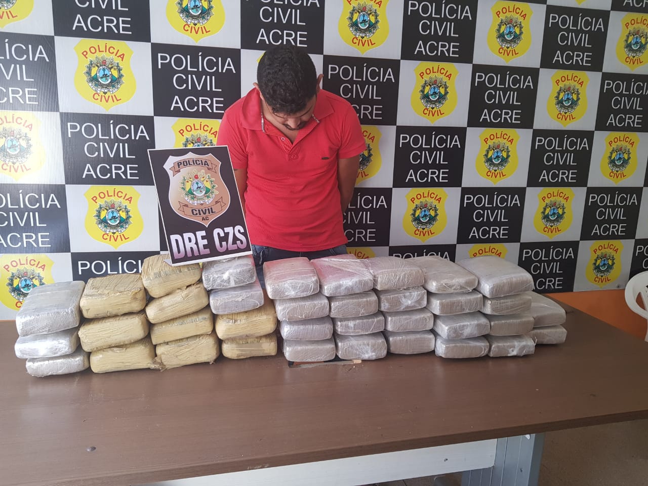Após denuncia anônima, polícia apreende 37kg de maconha em Cruzeiro do Sul
