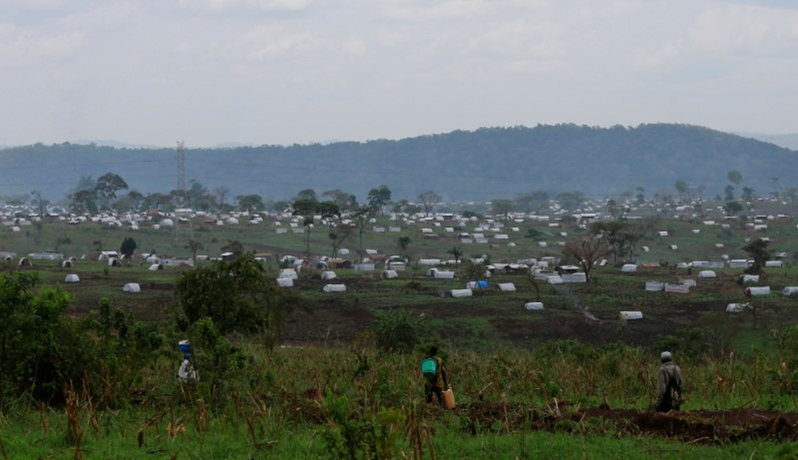 Briga durante jogo do Brasil contra Suíça deixou mortos em campo de refugiados em Uganda