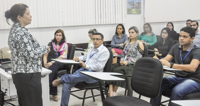 Tribunal de Contas do Amazonas treina servidores do TCE/AC em auditoria ambiental