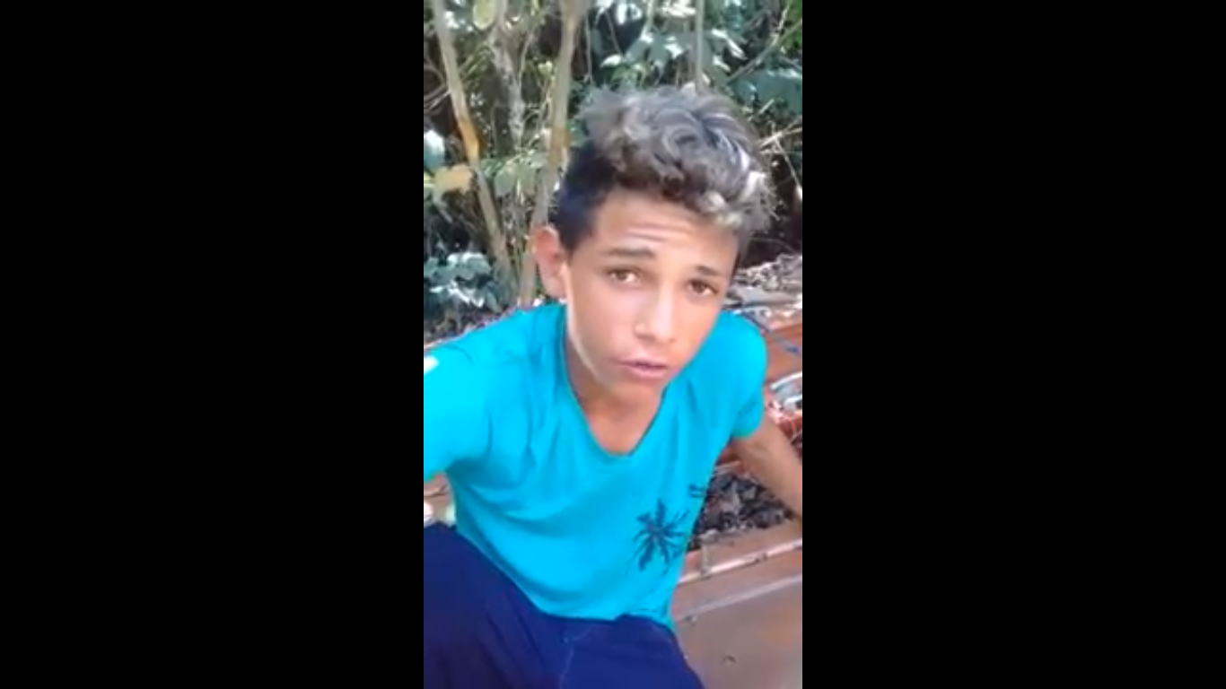 Facção grava vídeo antes de assassinar adolescente a terçadadas no Recanto dos Buritis