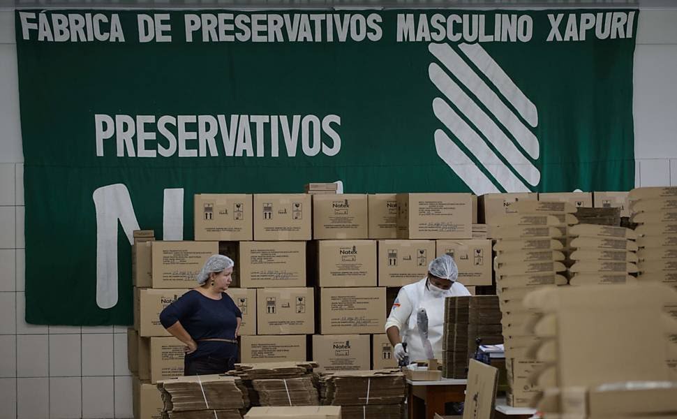 Natex: Tião Viana anuncia reabertura da fábrica de camisinhas, em Xapuri