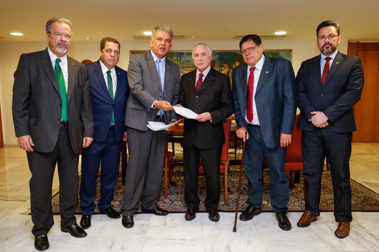 Parlamentares do PT do Acre não assinam pedido de intervenção federal na segurança pública
