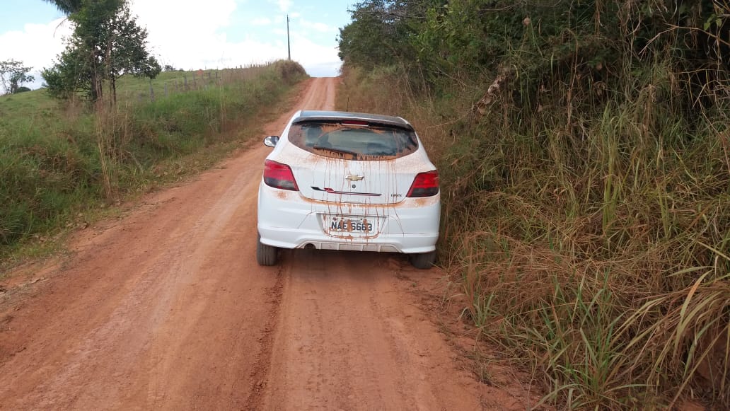 Polícia recupera veículo de agente penitenciária usado em fuga de presos no Quinari