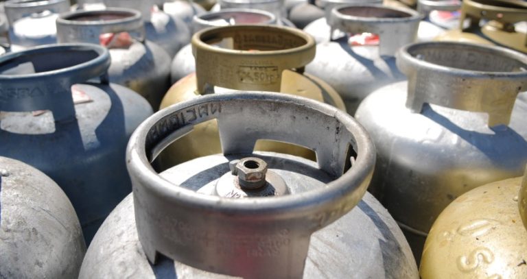 Senado vota projeto que pode permitir subsídio para pessoas de baixa renda a gás de cozinha