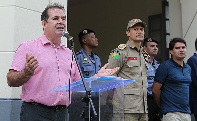 Deputado diz que ao reforçar segurança pessoal, Tião admite que não há segurança no AC
