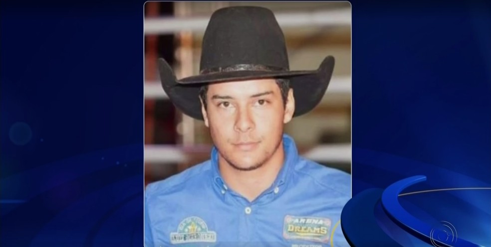 Peão de 24 anos morre após ser pisoteado por touro durante Rodeio em MS