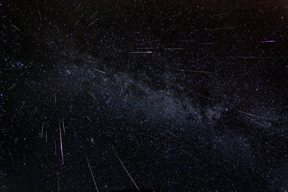 Após Lua de Sangue, chuva de meteoros poderá ser vista no Brasil neste domingo