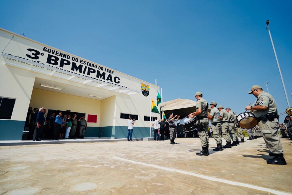 Novo prédio do 3º Batalhão da PM recebe nome de cabo morto durante abordagem em 2016