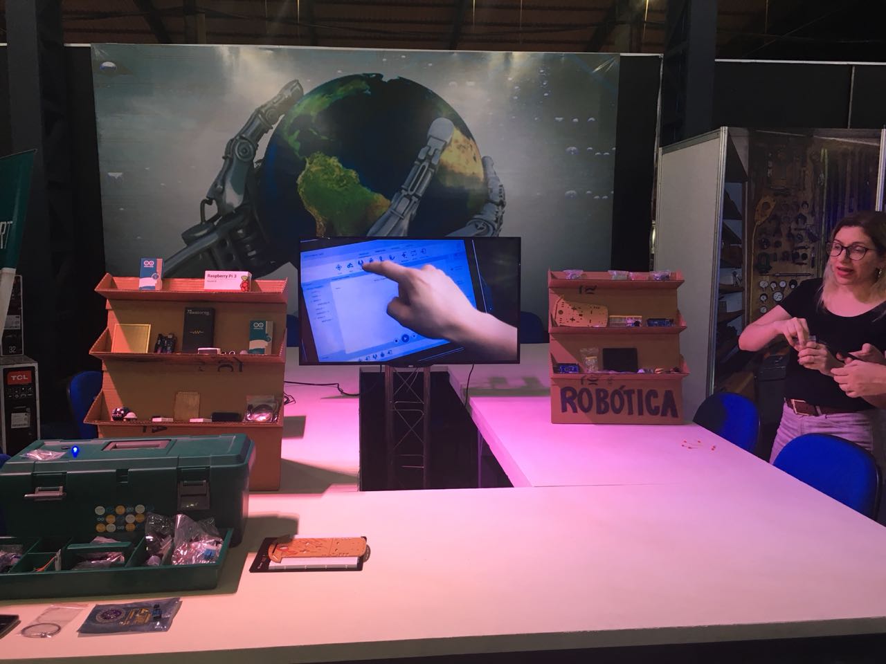 Sebrae traz do Amapá professora especialista em robótica para Expoacre 2018