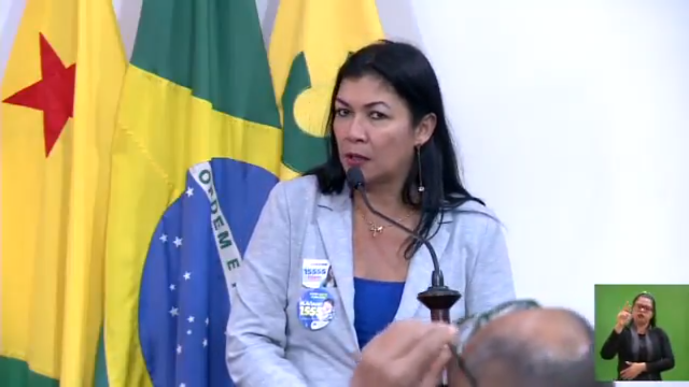“Não basta prometer: tem que cumprir”, disse Eliane Sinhasique sobre manutenção de ramais do Acredesta