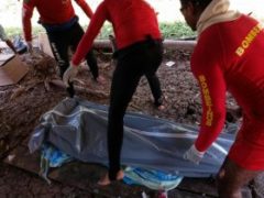Corpo de homem que morreu afogado ao cair de canoa no rio Juruá é encontrado