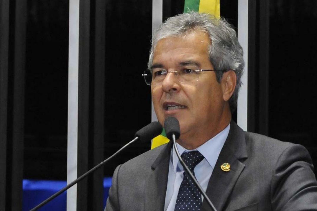 “Quando assumi o governo do Acre, usava um colete a prova de balas”, diz Jorge Viana