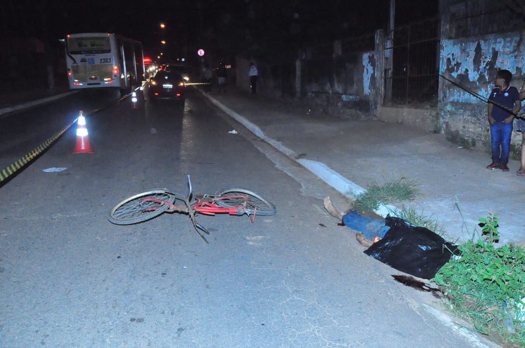 Ciclista de 52 anos morre ao ser atropelado na Isaura Parente, em Rio Branco