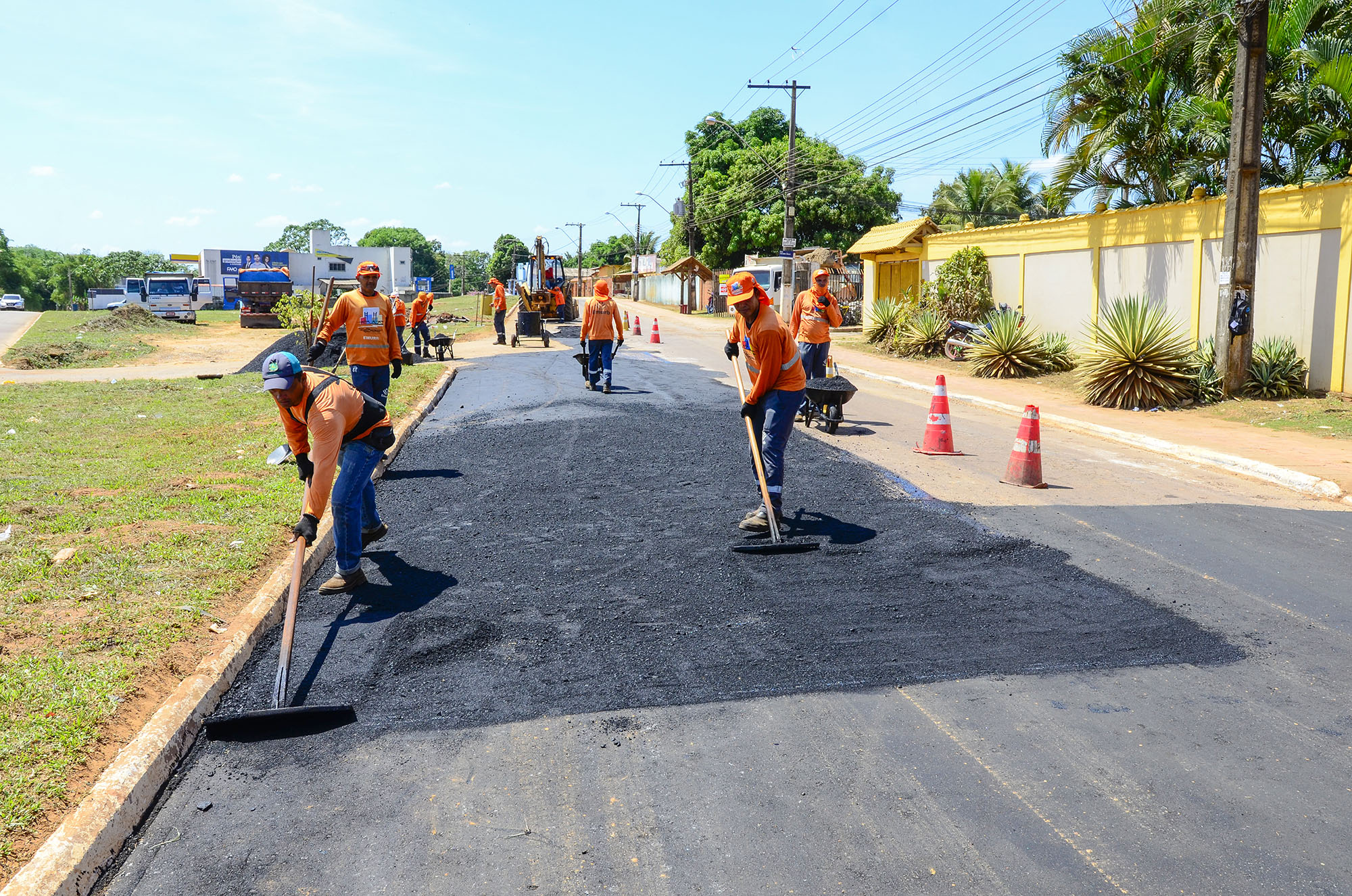 Prefeitura de Rio Branco avança com manutenção viária nos bairros da Capital