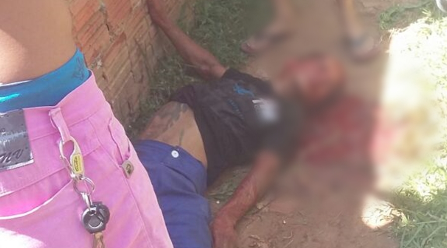 Jovem é encaminhado em estado grave ao PS após ser atingido com tiro na cabeça