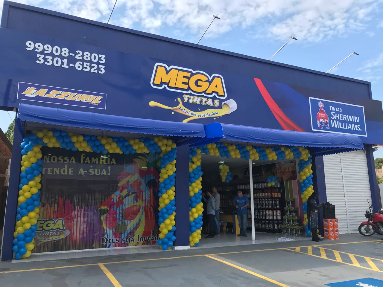 Mega Tintas é inaugurada em Rio Branco com amostras de novas tonalidades e entrega rápida
