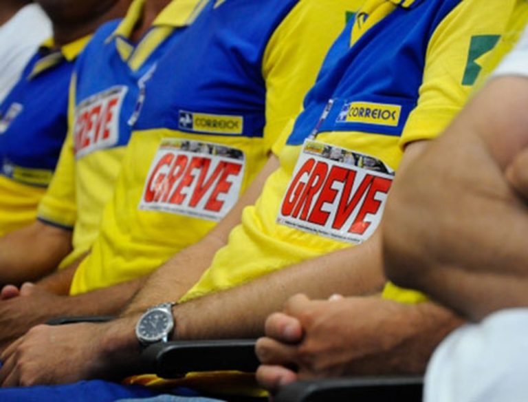 Trabalhadores dos Correios no Acre anunciam greve nesta quarta em protesto contra privatização