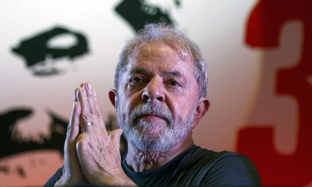 Ex-presidente Lula é condenado a pagar multa em processo de chácara no ABC
