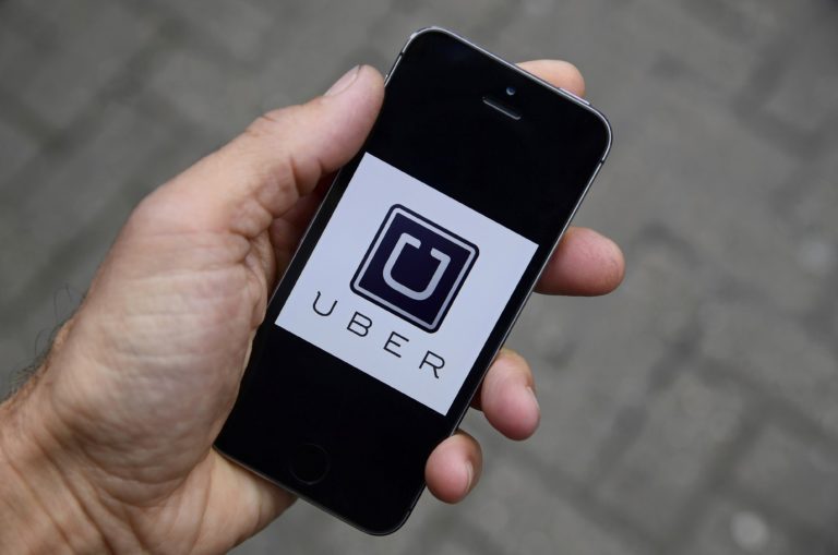 No Acre, Uber é condenada a indenizar cliente por cobrar serviço que consumidor não usufruiu
