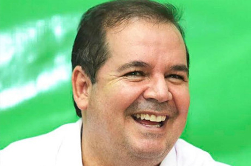 Sem alcançar meta, Estado tenta pegar carona no índice alcançado pela Capital no Ideb, diz colunista