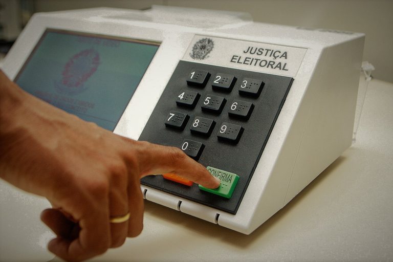 No Acre, PDT se fortalece e PP, PSB e PSDB encolhem em número de prefeituras