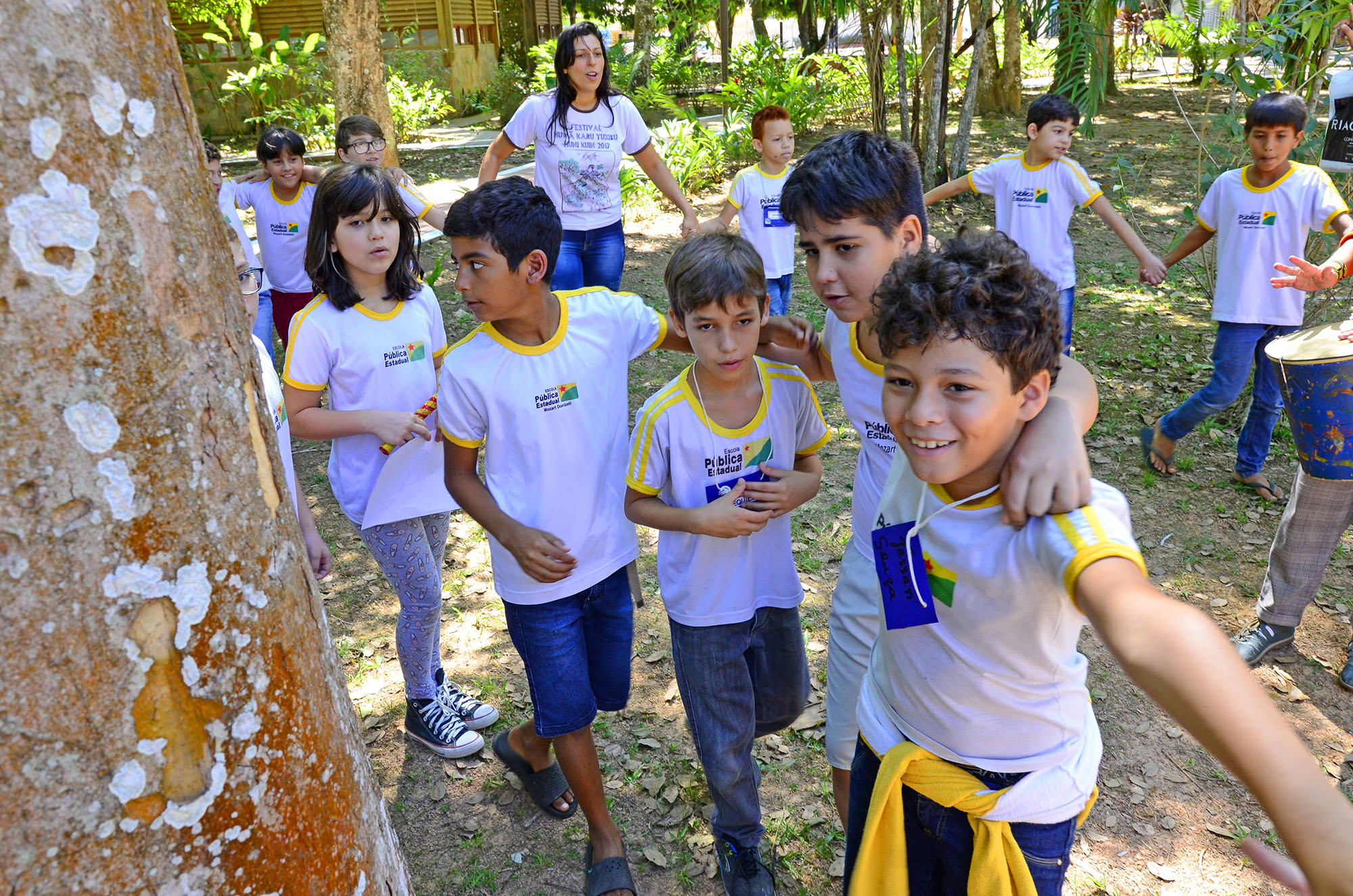 No Dia da Amazônia, atividades no Horto Florestal envolvem alunos da rede municipal de Rio Branco