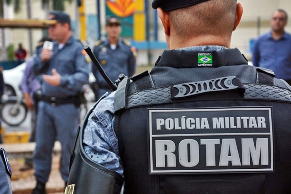 Policiais da Rotam encontram mais de 1kg de maconha em terreno baldio, na Cidade Nova