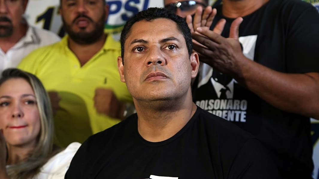 Em 20 anos PT só atrapalhou a polícia e abafou seus escândalos, diz Ulysses