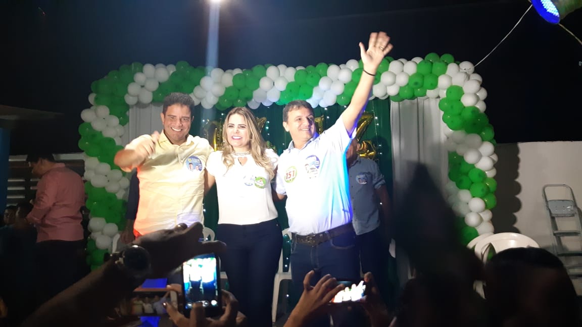 Charlene Lima reúne lideranças políticas e mais de mil pessoas em evento no Iaco