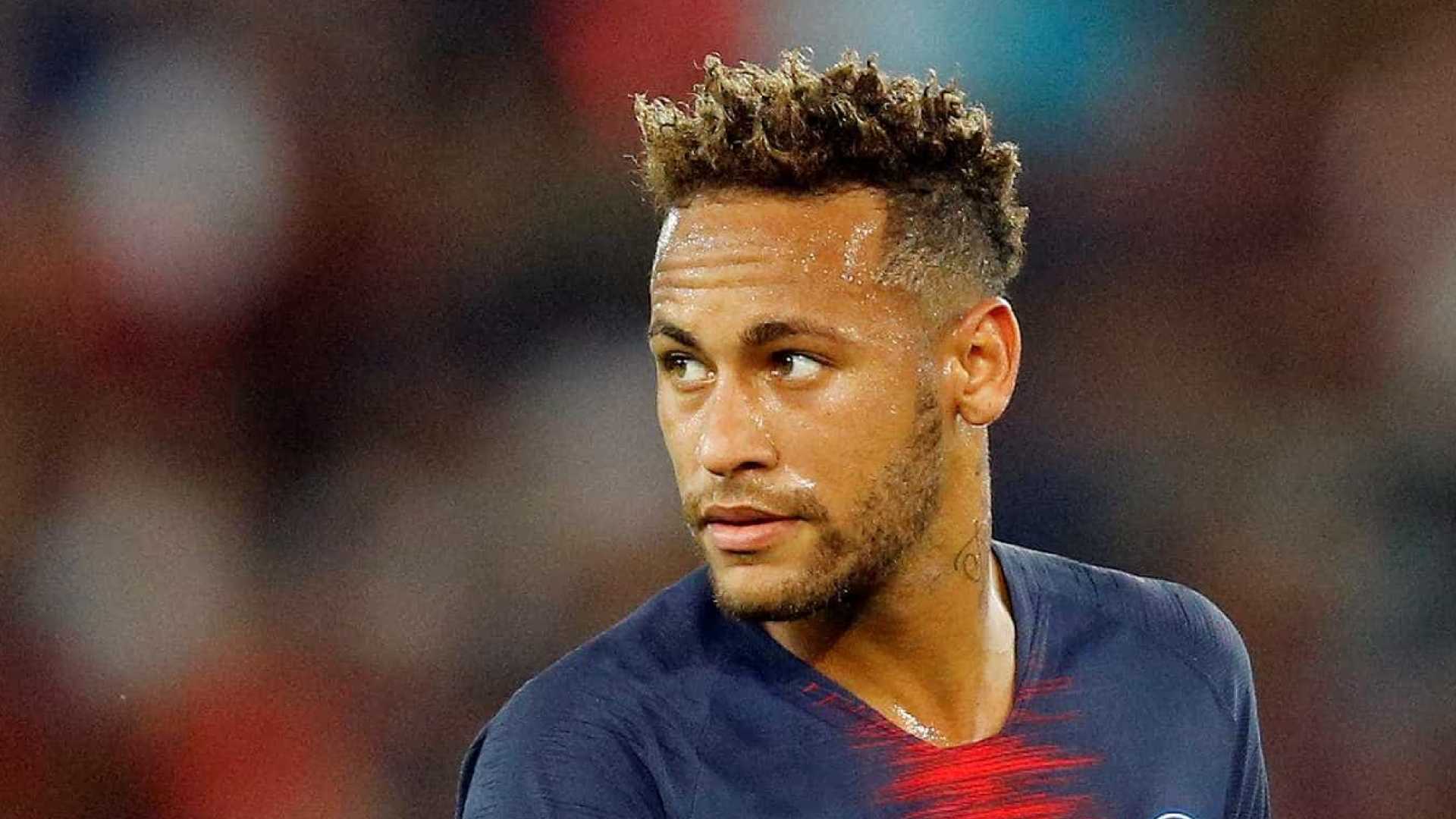 Neymar diz que sua comunicação é falha e admite: “Fiz besteira diversas vezes”