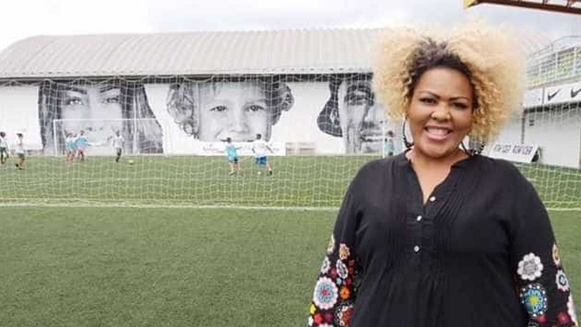 Cantora do Fat Family está na luta contra o câncer