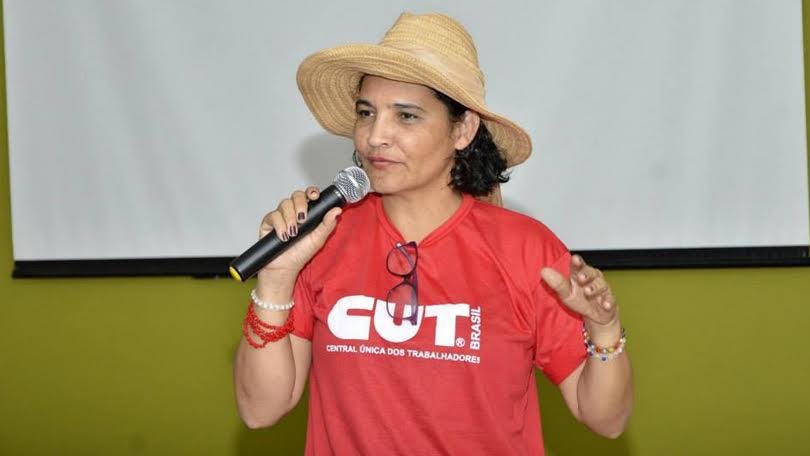 Rosana defende renovação na política e faz críticas aos governos do PT