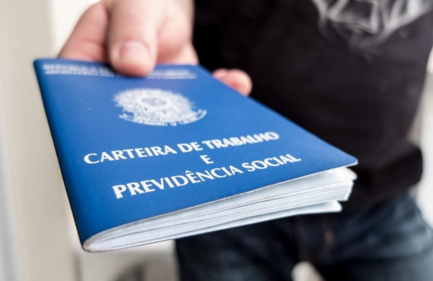Desemprego é menor do ano, mas ainda atinge 12,5 milhões de brasileiros