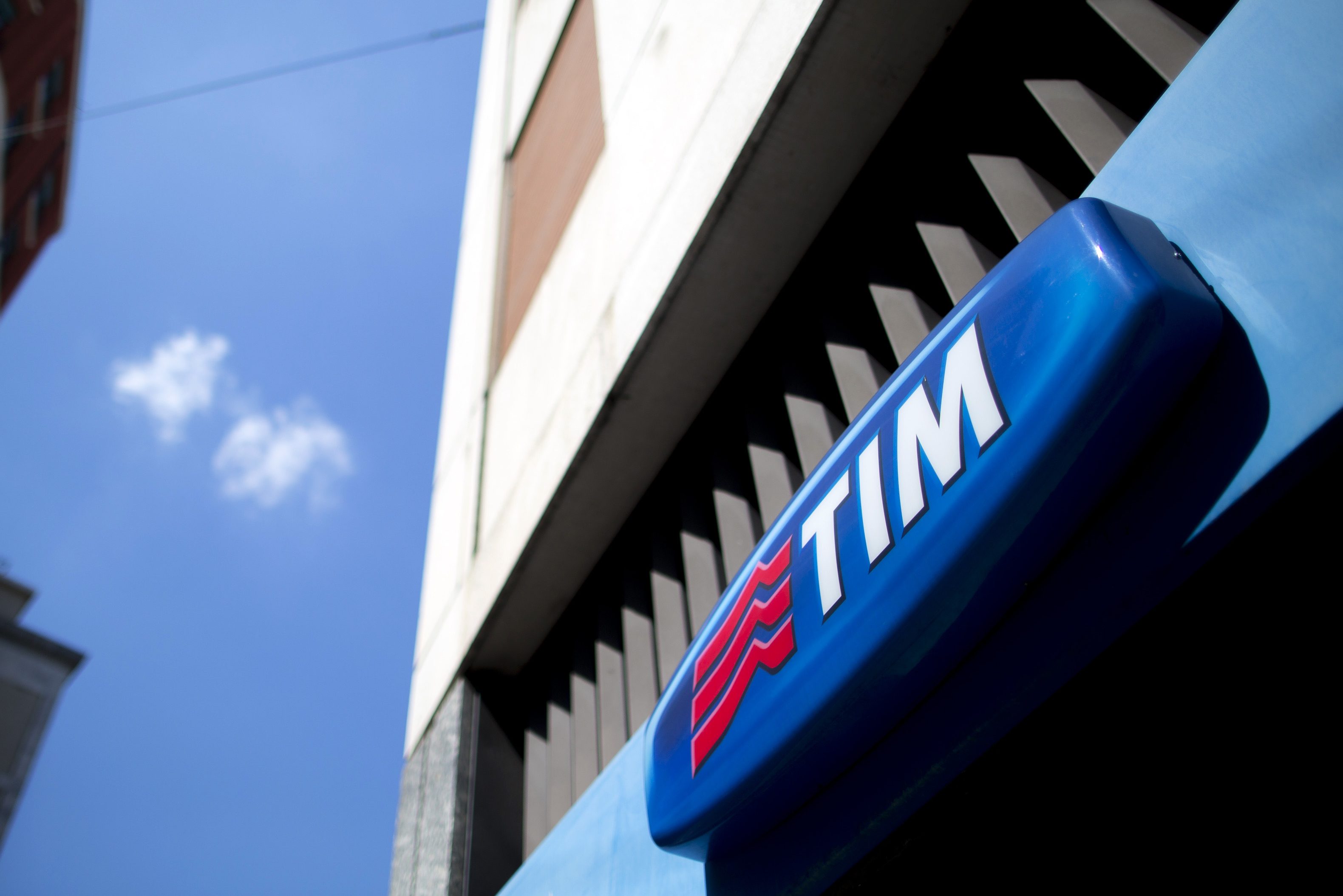 TIM recebe multa de R$ 50 milhões por derrubar ligações de clientes