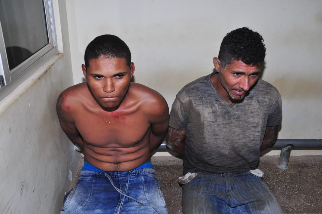 Polícia Militar prende acusados de assalto à drogaria no Segundo Distrito de Rio Branco