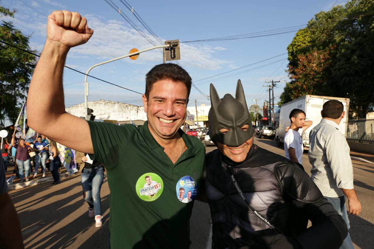 Eleito, Gladson Cameli é alvo de assédio por parte dos que anseiam por um naco do poder
