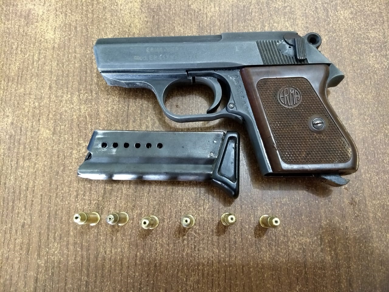 Acusado de roubar motocicleta é preso em flagrante pela PM com pistola de fabricação alemã