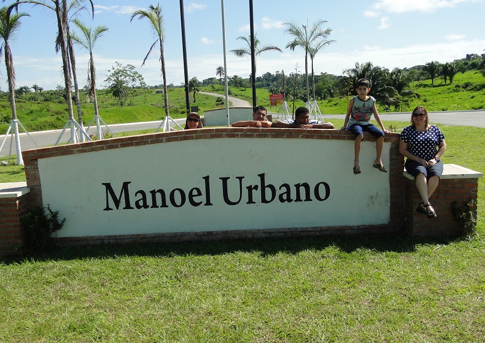 Manoel Urbano suspende cobranças de consignados de funcionários da Prefeitura