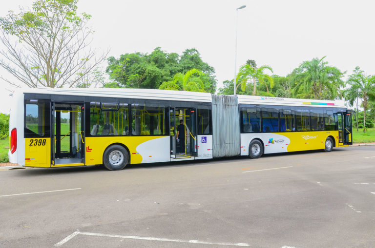 Projeto que pode reduzir tarifa de ônibus para até R$3 em Rio Branco é protocolado na Câmara
